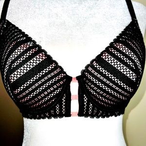 Victoria’s Secret Black Lace & Pink Satin Ladder Front Detail Bra 34 D